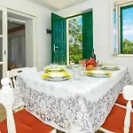 Ferienhaus Three-bedroom In *