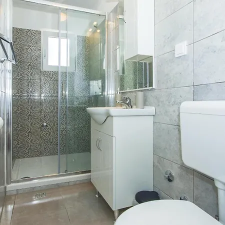 Three-bedroom In Tatil Evi *