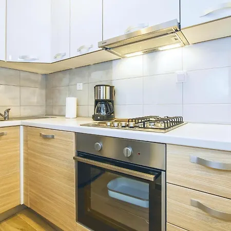 Three-bedroom In Tatil Evi Stanici