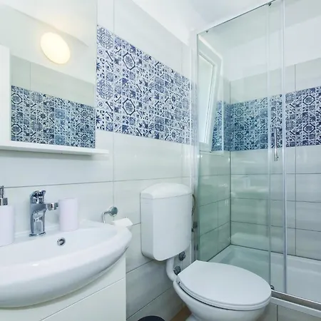 Three-bedroom In * Stanici
